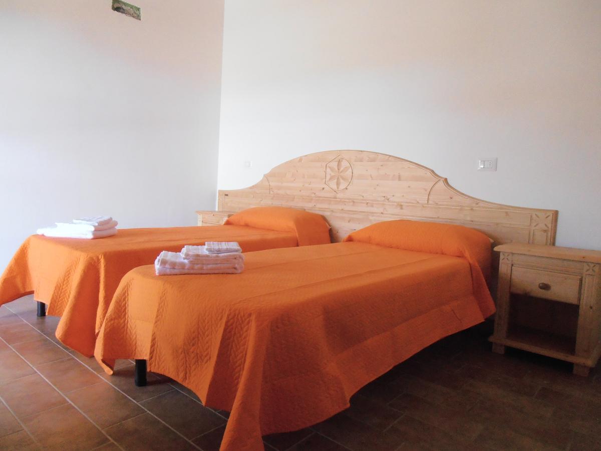 Azienda Agrituristica La Janna Di La Faj Budoni Eksteriør billede